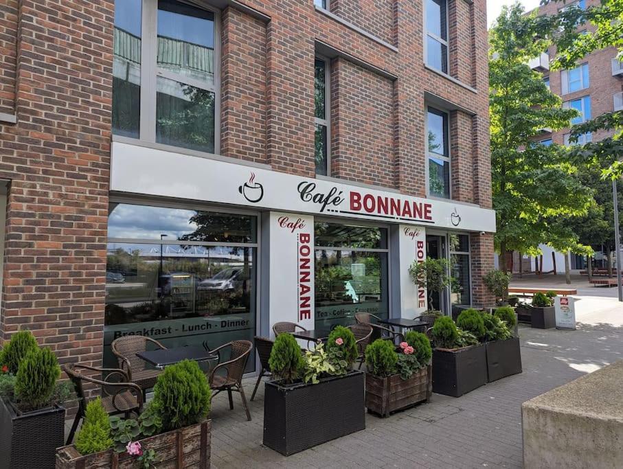 Premium Offers L Last-minute L Remigro Short Lets L 1 Bed Flat L Royal Docks L Airport & Excel L 2 Bed St Albans L Family Friendly L Near Bus Stop L Centre L Book Today With Remigro Londen